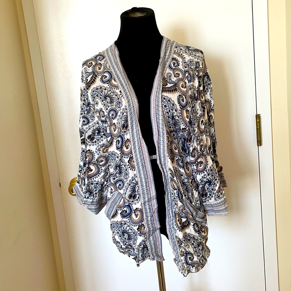 Lulus - Jacqueline de young- kimono top . Xs/s